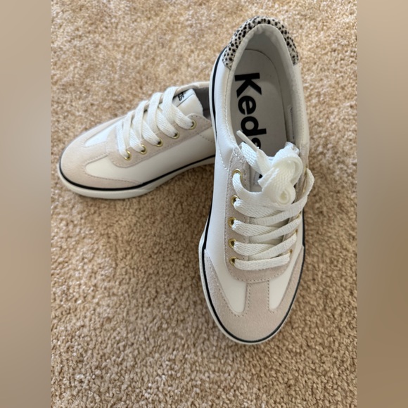 NWOT Keds White and Black Sneakers - Picture 4 of 6
